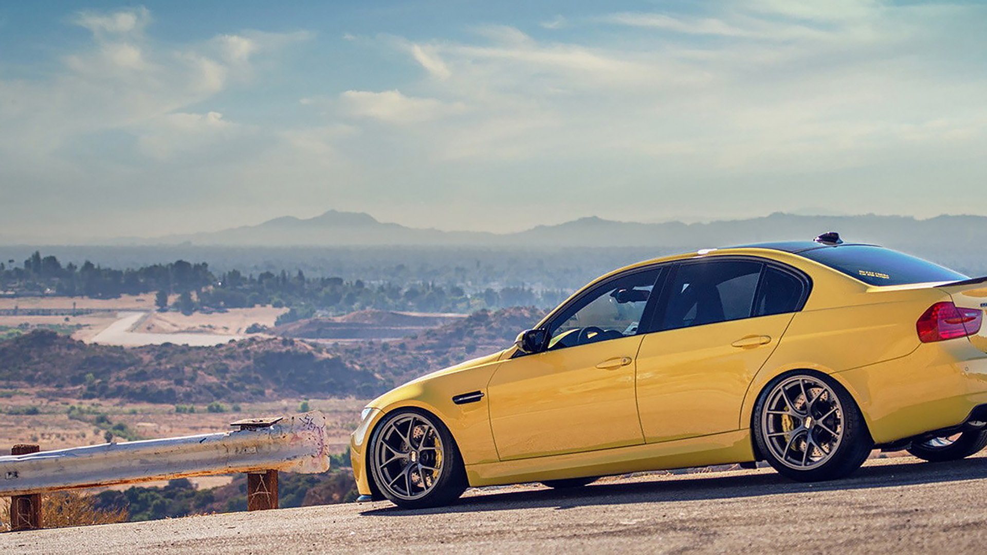 绿茵与球场双星闪耀，德甲争冠夜与杰伦格林的火热状态