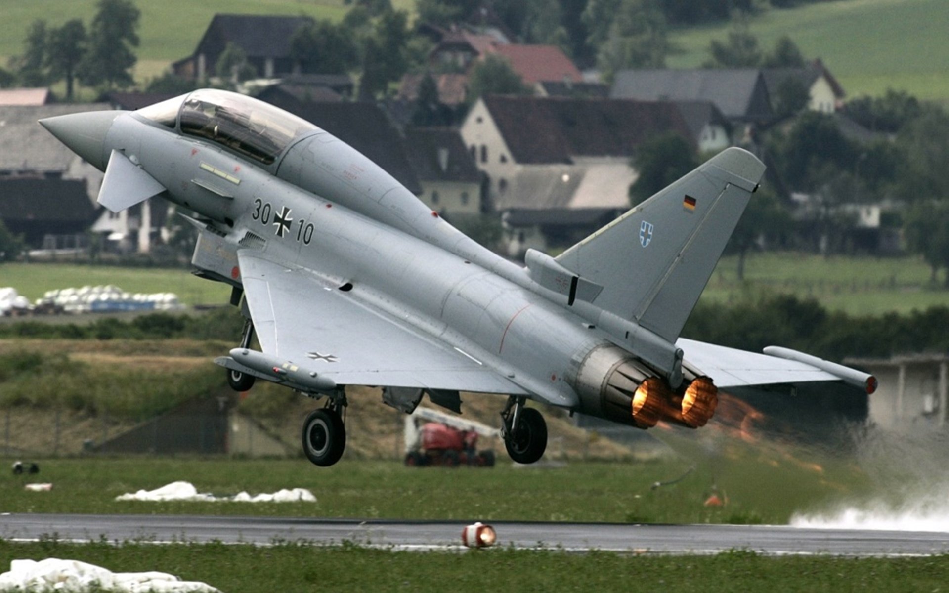 末节风暴！西亚卡姆生涯之夜狂飙，热火窒息防守末节一波流带走顽强广厦