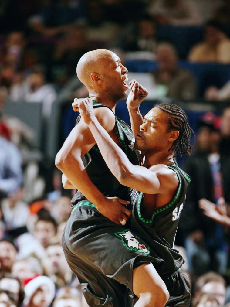 魔术压制奇才,德罗赞防守端锁死对手 魔术压制奇才,德罗赞防守端锁死对手