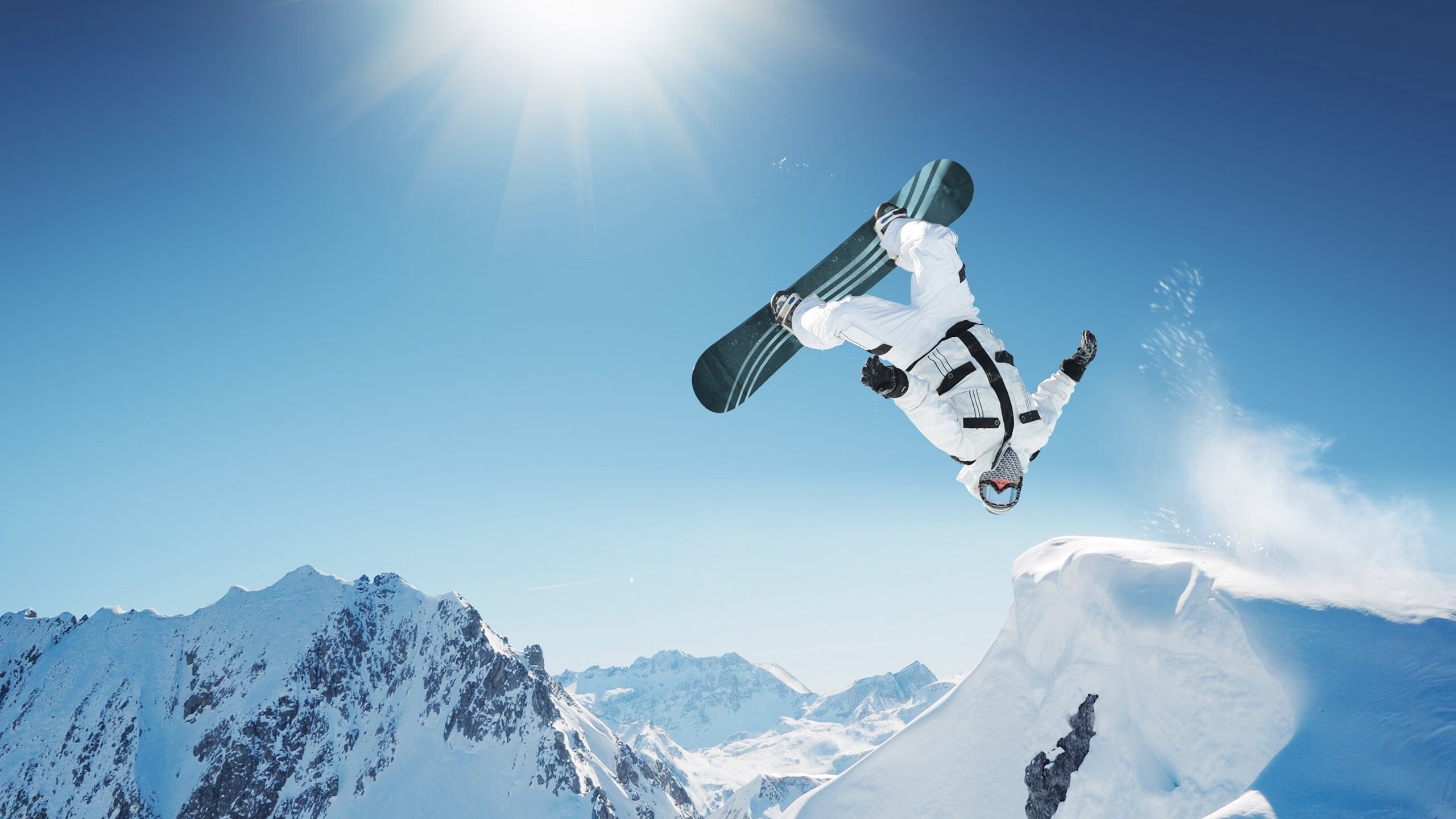 穆勒之智与东瀛利刃，当德国核心哲学遭遇日本足球西进浪潮